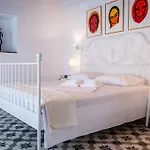 Nearchos House Plaka (Milos)
