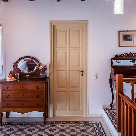 Nearchos House