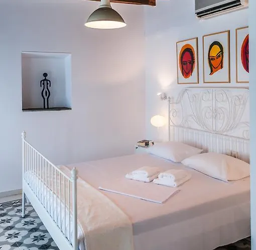 Semesterbostad Nearchos House *